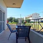 شقة Kamarina