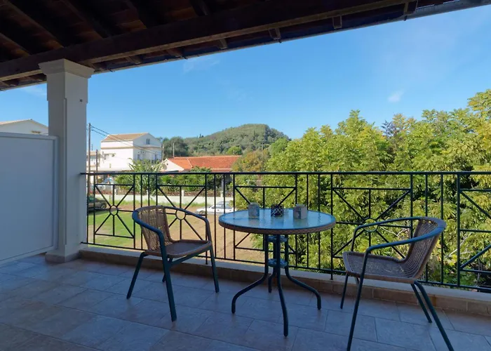 Kamarina Peroulades (Corfu)