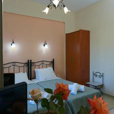 Kamarina Peroulades (Corfu)